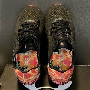 Under Armour UA HOVR Somic 5 shoes